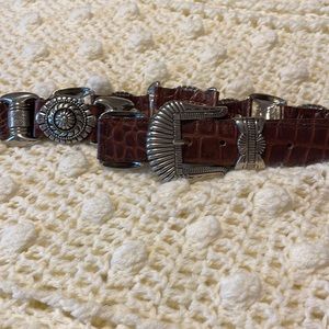 Leather Captiva Collectibles Belt .